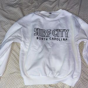 White Sweatshirt Size medium Shein